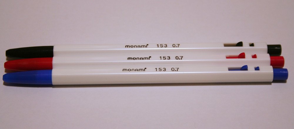 Monami 153 ball pen